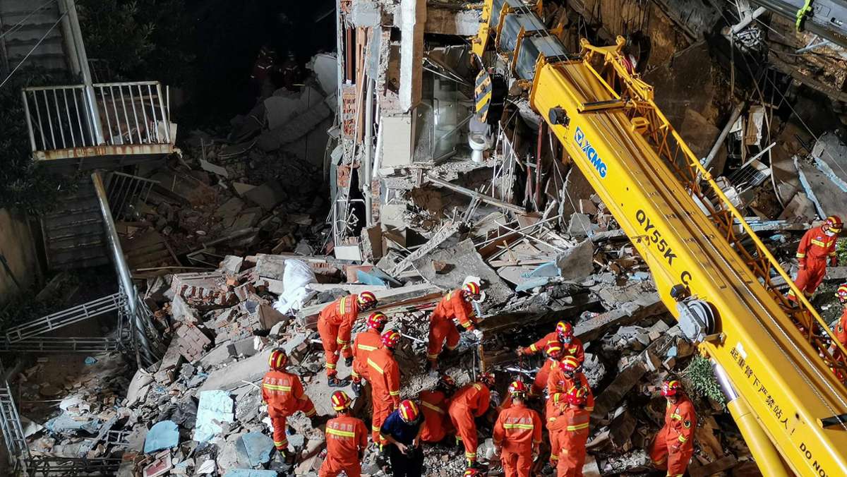 Unglück in China: Acht Tote durch Hoteleinsturz