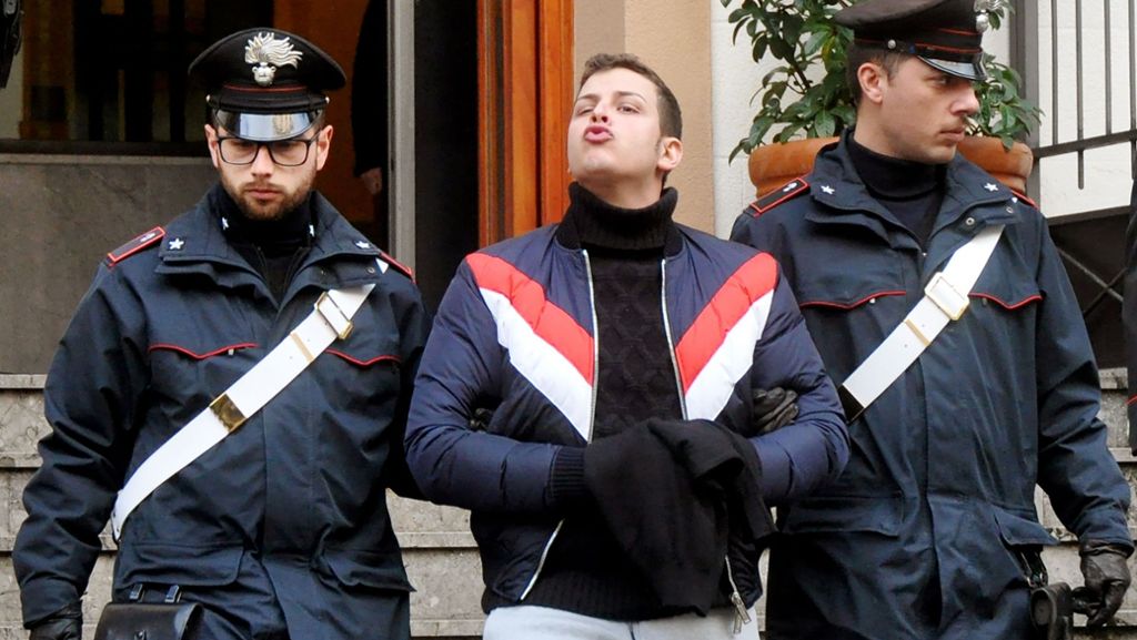  Erneuter Schlag gegen die Mafia: Sieben mutmaßliche Mafiamitglieder hat die italienische Polizei in Palermo verhaftet. Bereits im Dezember wurden 47 Personen festgenommen. 
