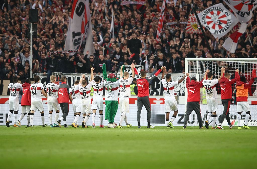 Der VfB Stuttgart hat den VfL Wolfsburg dank einer starken Mannschaftsleistung besiegt.
