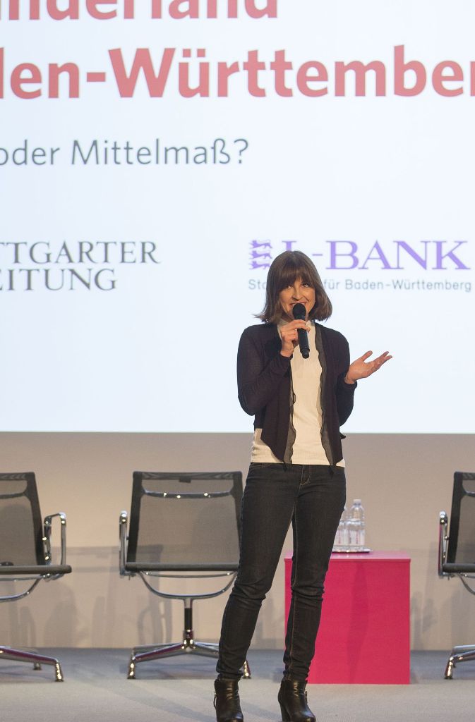 Teresa Beck, Mitgründerin der Karlsruher Firma Go Silico, stellt ihr Startup vor, das die Themen Biotechnologie und IT miteinander verbindet.