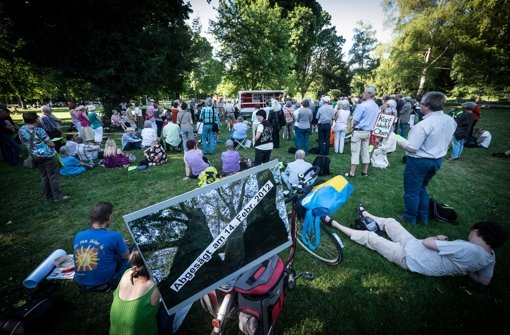Eine Veranstaltung von mehreren der S21-Gegner, das Parkgebet im Schlossgarten. Foto: Lichtgut/Achim Zweygarth