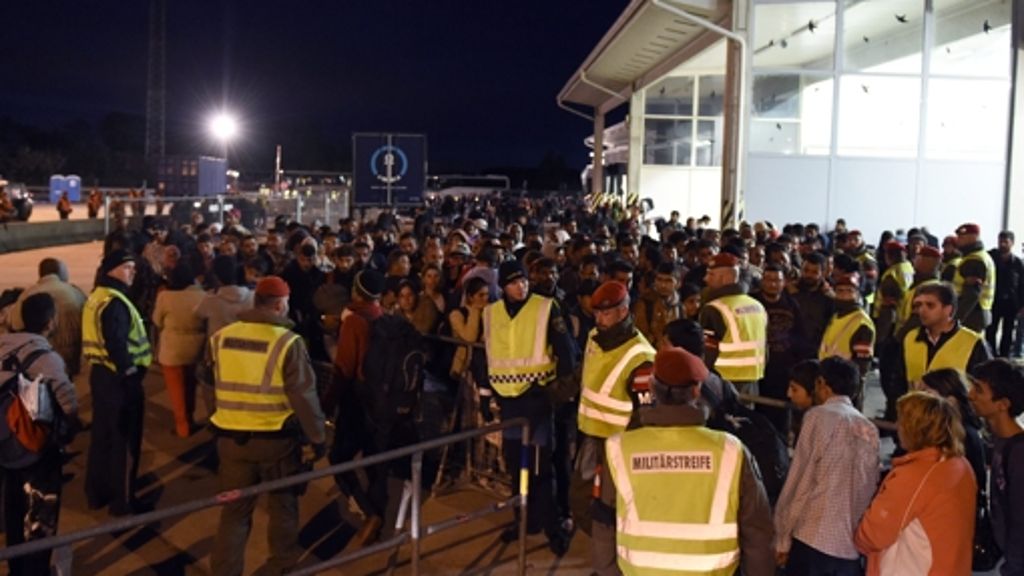 Österreich: 6700 Flüchtlinge über Nacht angekommen
