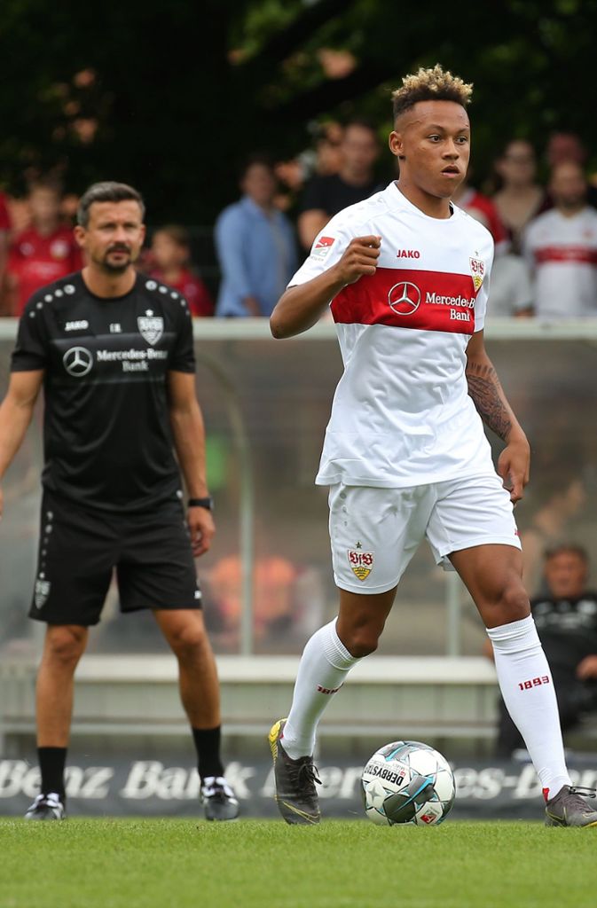Roberto Massimo kam schon früher als ursprünglich geplant von Arminia Bielefeld zum VfB Stuttgart und erhielt einen festen Platz im Kader für die neue Saison.
