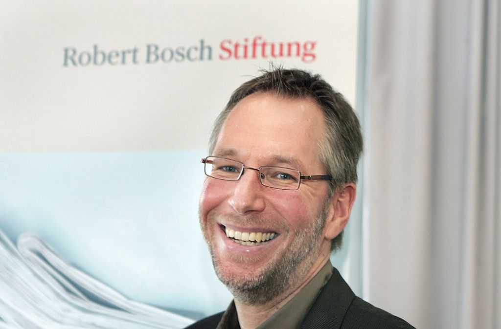 Für seine Reportage über „eine ungewöhnliche Begegnung am Rande der Großstadt“ wurde der StZ-Redakteur Frank Buchmeier 2009 mit dem Journalistenpreis der Robert-Bosch-Stiftung ausgezeichnet ...
