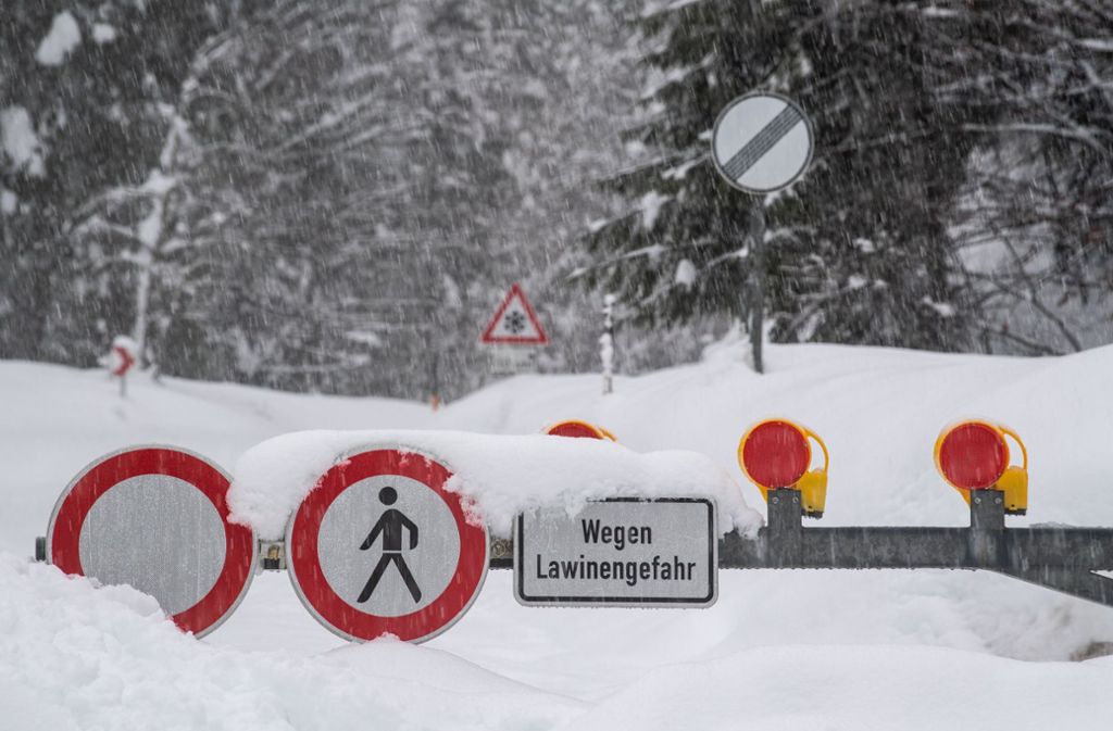 In Bayern und Österreich ist die Lawinenwarnstufe erhöht.
