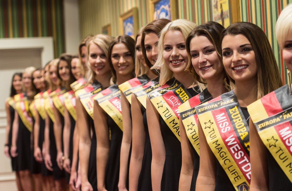 Klicken Sie sich durch unsere Bildergalerie: Diese 21 jungen Frauen treten in diesem Jahr zur Wahl der „Miss Germany“ an.