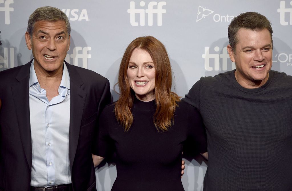 George Clooney, Julianne Moore and Matt Damon (v.l.) nach einer Pressekonferenz zum Film „Suburbicon“.
