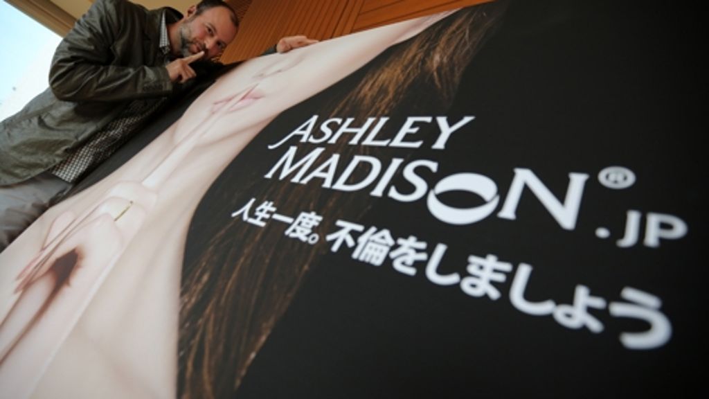 Gehacktes Seitensprungportal: Ashley-Madison-Chef nimmt den Hut