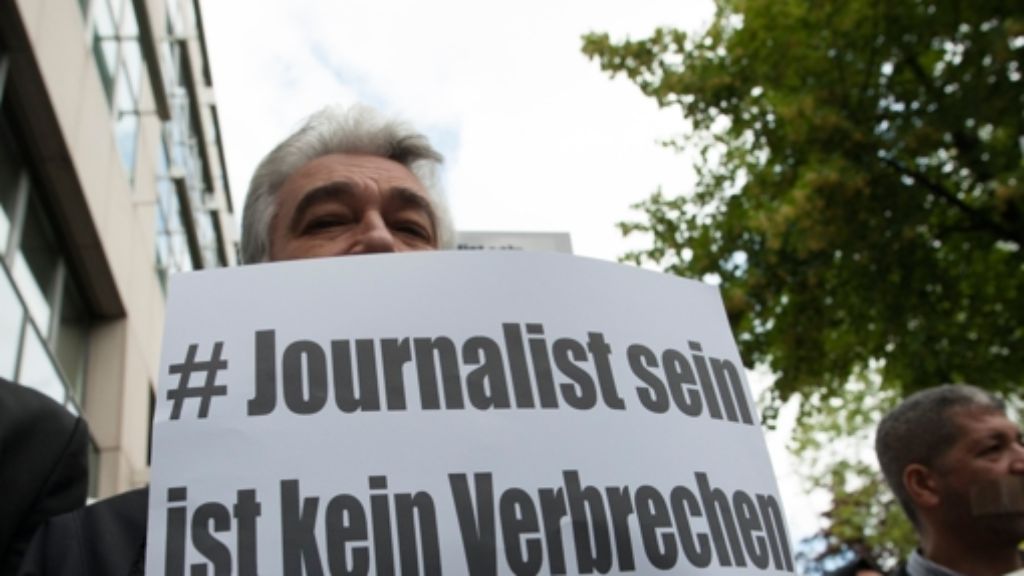 Al-Dschasira-Journalist: Mansur bleibt zunächst in Berlin in Gewahrsam