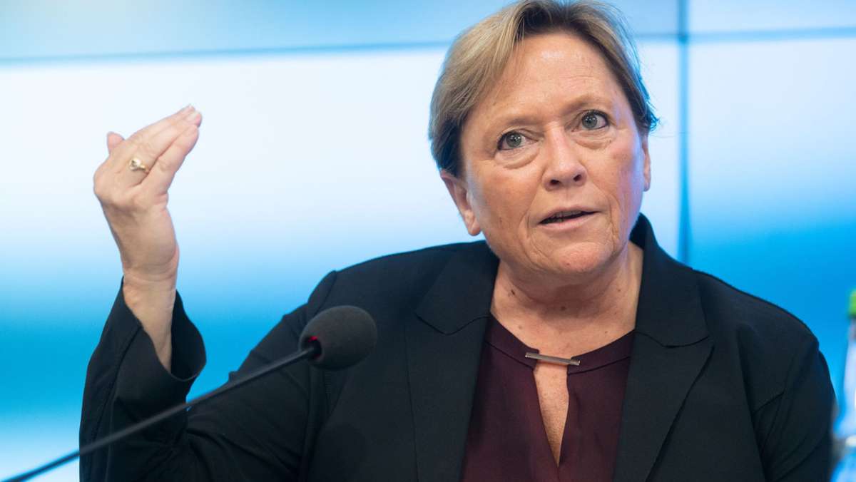 Kultusministerin Susanne Eisenmann (CDU) ist beim verkürzten Gymnasium gegen einen Schnellschuss wegen Corona. Vor allem die Grünen halten am G8 fest – aus Sorge um Reformfolgen für andere Schularten. 