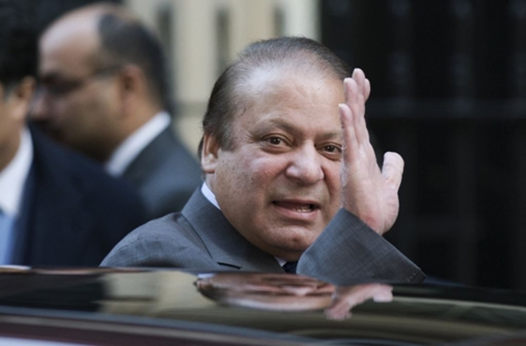 Der pakistanische Ministerpräsident Nawaz Sharif zeigte sich betroffen und ließ verlauten: „Das sind meine Kinder. Das ist mein Verlust.“ Hier ist der Regierungschef Anfang Dezember 2014 in London zu sehen.