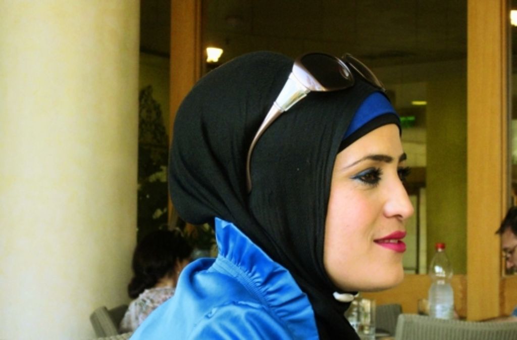Die modebewusste Palästinenserin Ghada will zeigen, dass sie Muslima ist. Foto: Inge Günther