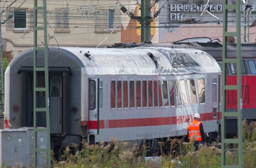 Nachdem ein Zug im Gleisvorfeld des Stuttgarter Hauptbahnhofs entgleist ist, setzt nun eine Debatte über die Sicherheit am Bahnknoten der Landeshauptstadt ein. Foto: dpa
