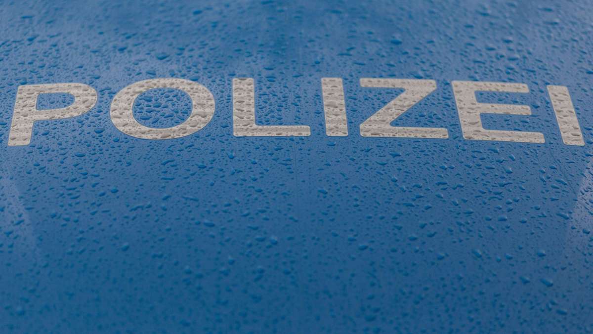 Unfall beim Ausparken: 75-Jährige Pedelec-Fahrerin in Sindelfingen leicht verletzt
