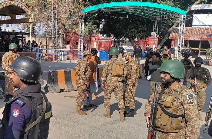 Tote und Verletzte bei Explosion in pakistanischer Moschee