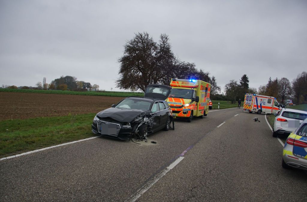 Auch der Audi-Fahrer erlitt schwere Verletzungen – seine Mitfahrerin wurde leicht verletzt.