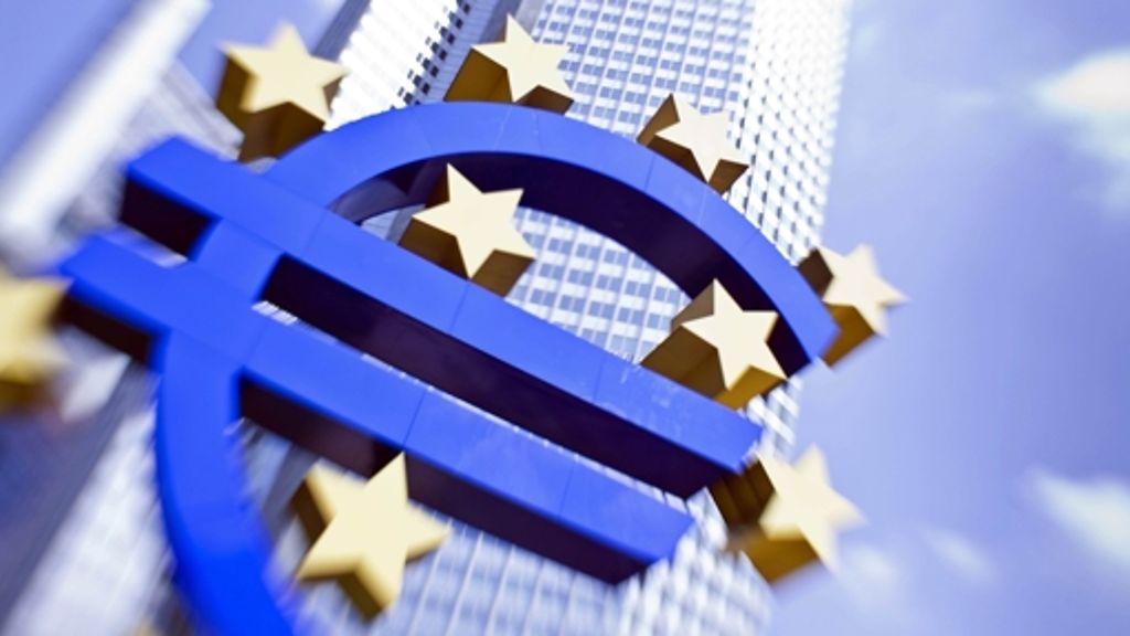 Wechselkurs: EZB-Politik schwächt den Euro