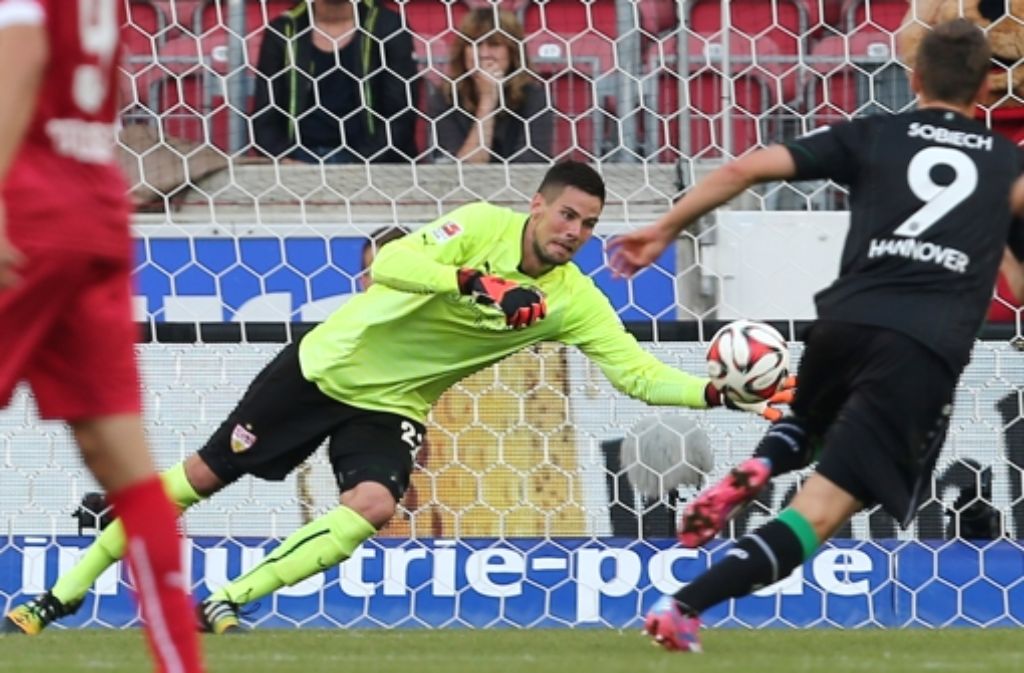 Beim Spiel gegen Hannover musste Ulreich erstmals auf der Bank bleiben – und Kirschbaum stand zwischen den Pfosten, als der VfB einen 1:0-Sieg einfahren konnte.