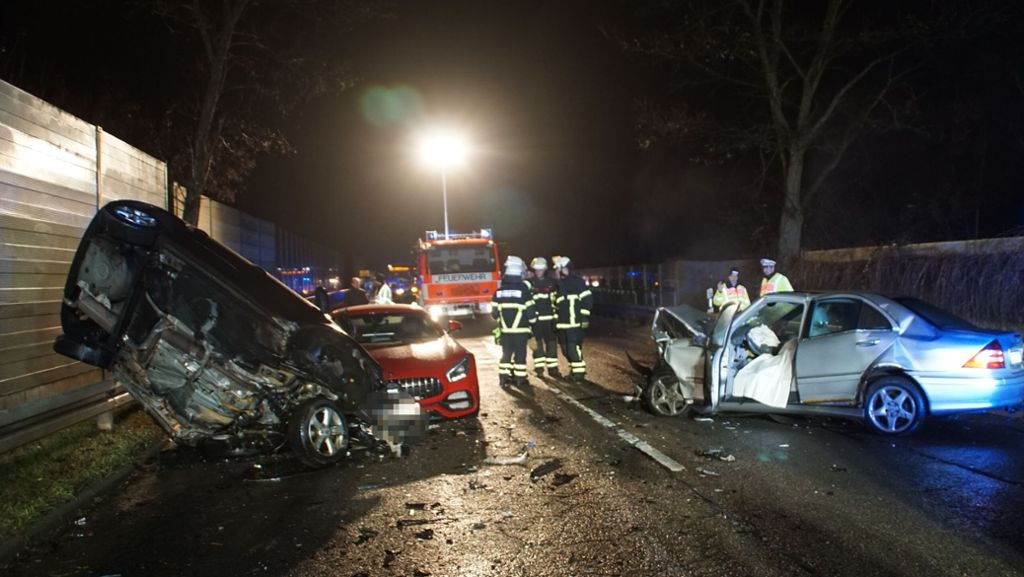 Unfall in Sindelfingen: Überholmanöver endet mit zwei Todesopfern