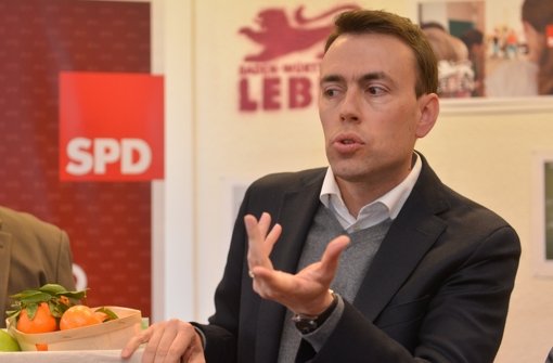 SPD-Spitzenkandidat Nils Schmid bei der Eröffnung der Wahlkampfzentrale seiner Partei. Foto: dpa