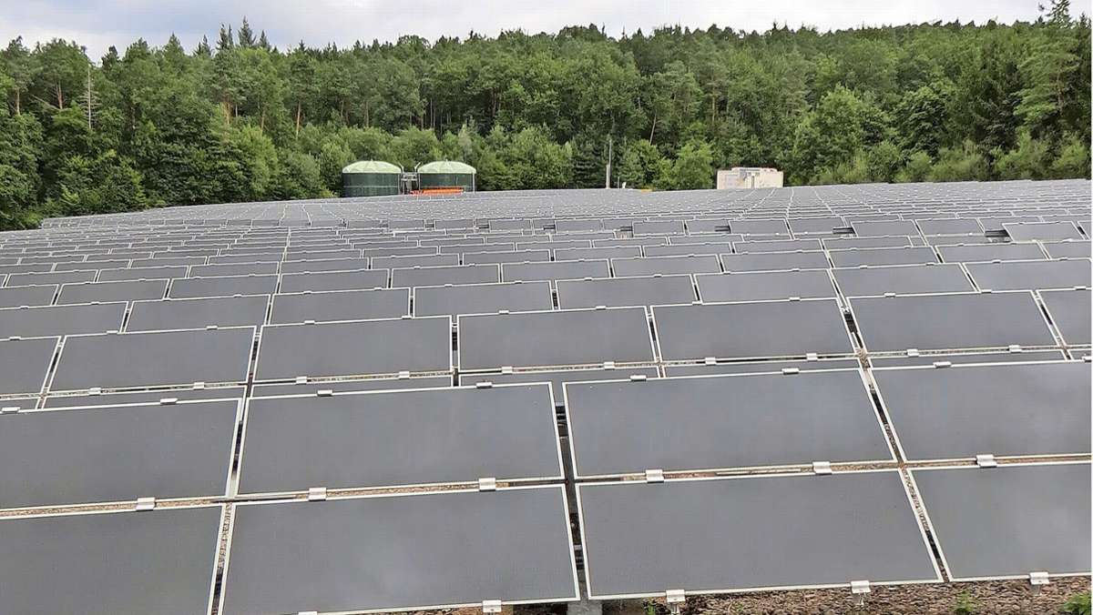 Solarpark bei Filderstadt: Hier wird auf Müll Strom gemacht