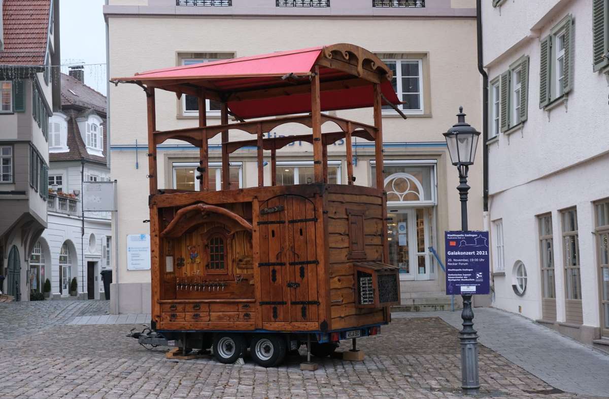 An seinem mittelalterlichen Stand möchte Mitorganisator Heiko Hahn Getränke ausschenken. Normalerweise steht der Wagen auf dem Hafenmarkt.