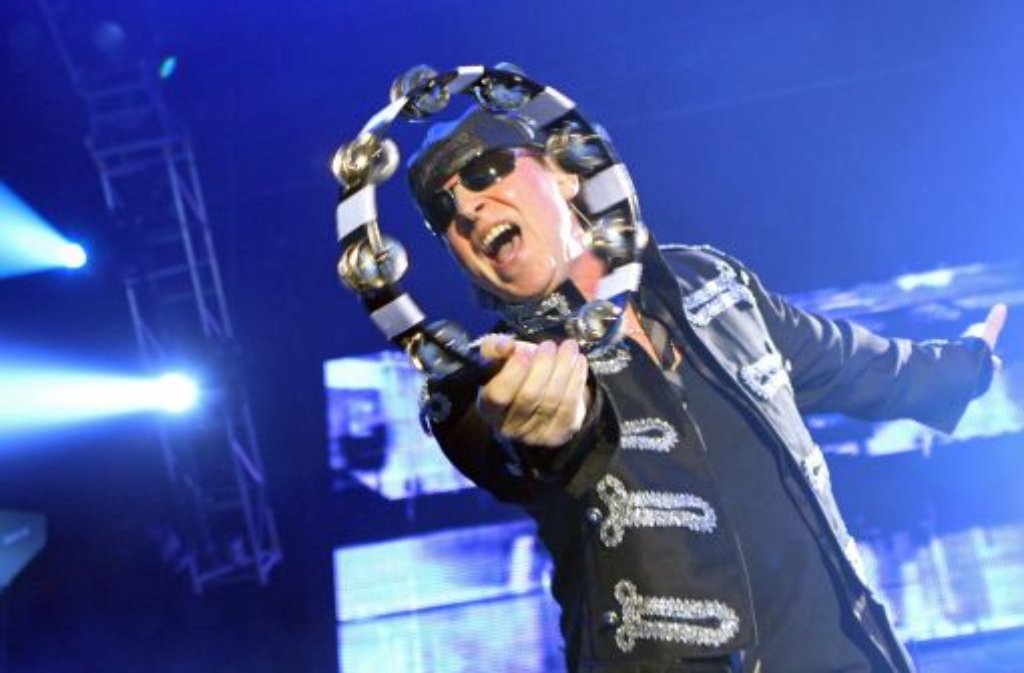 Scorpions-Frontmann Klaus Meine hat mit seinen Rockern schon die ganze Welt bereist, doch wenn es um Fußball geht, bleibt der 64-Jährige ...