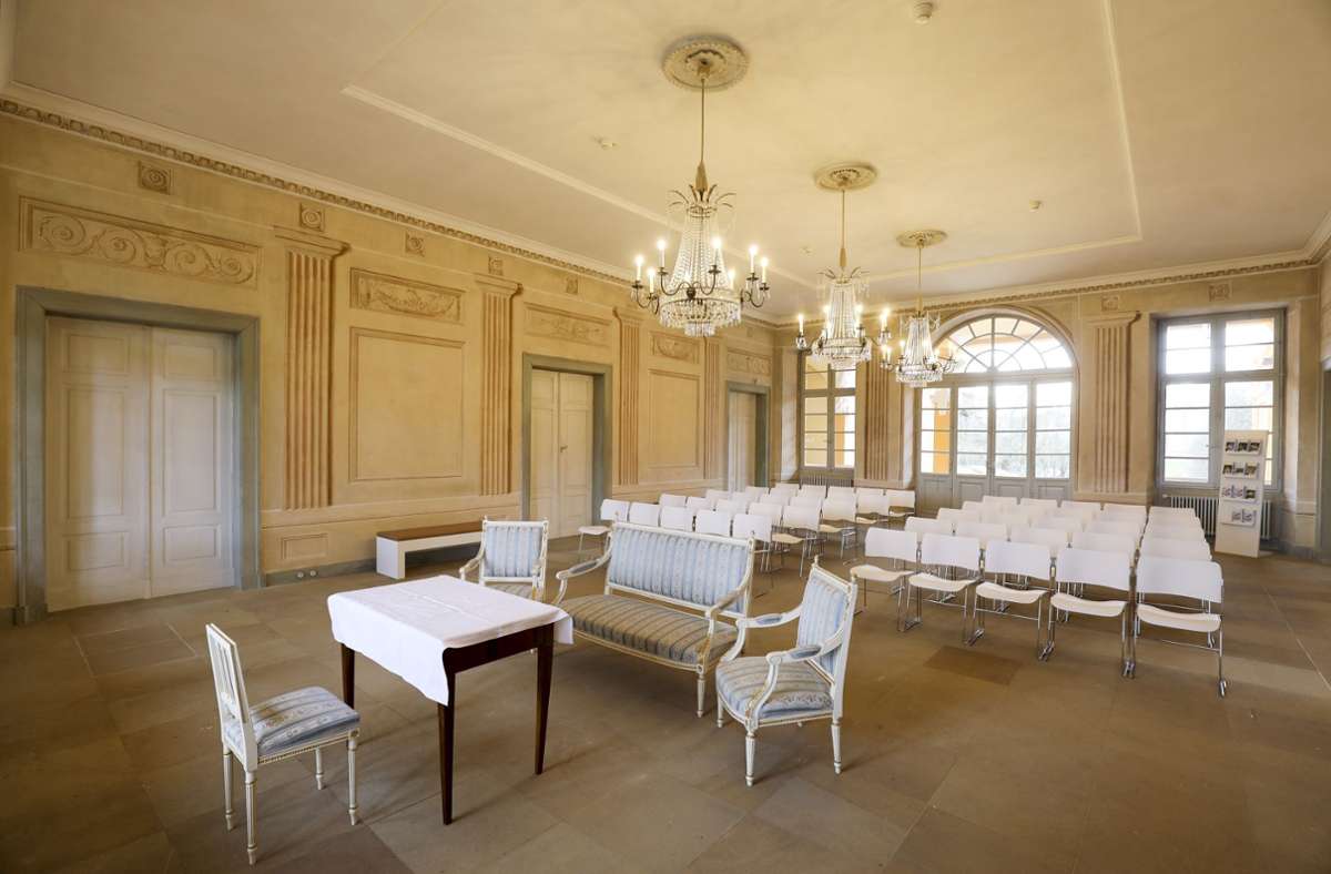 In diesem Saal im Schloss Favorite Ludwigsburg finden standesamtliche Trauungen statt.