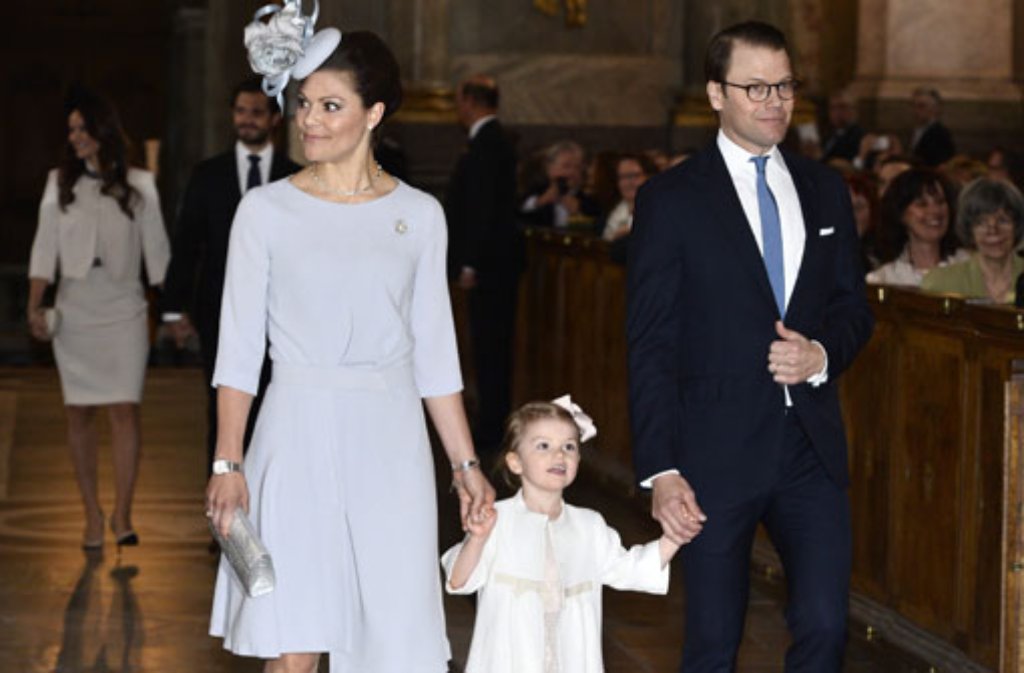 Gesetzt: Kronprinzessin Victoria von Schweden, Prinz Daniel und Estelle