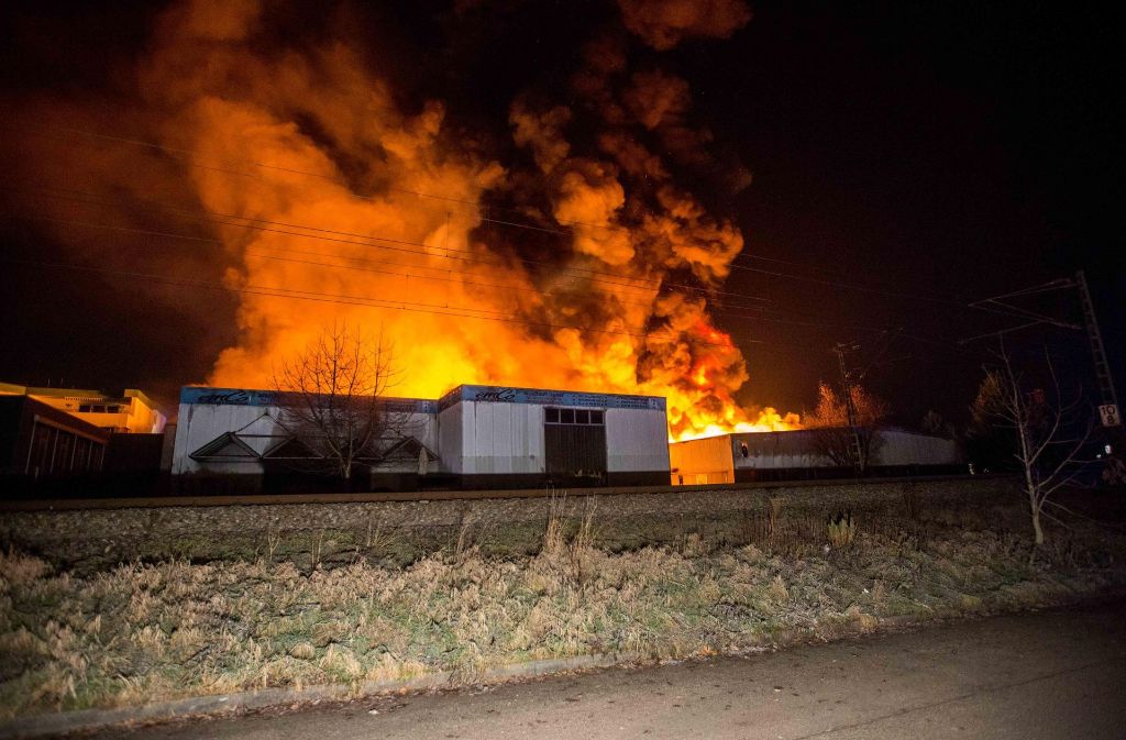 Das Feuer war im Industriegebiet von Kernen-Rommelshausen ausgebrochen.