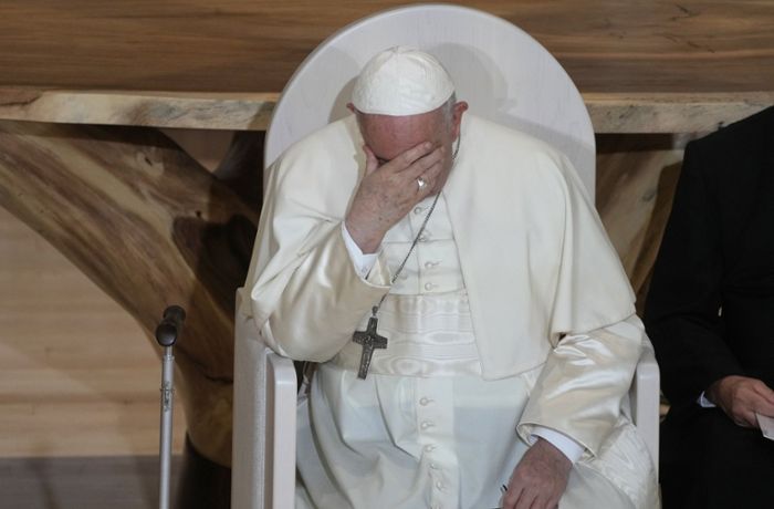 Papst bittet um Vergebung in Kanada