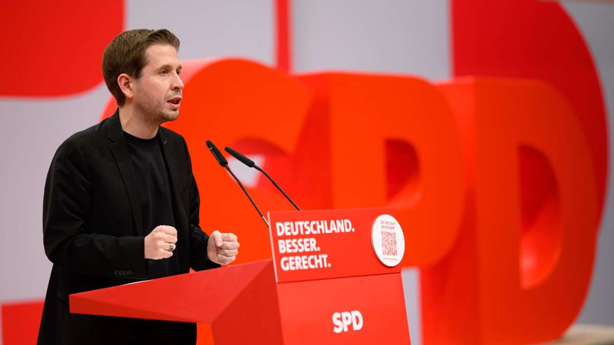 SPD-Parteitag: Kühnert als Generalsekretär wiedergewählt