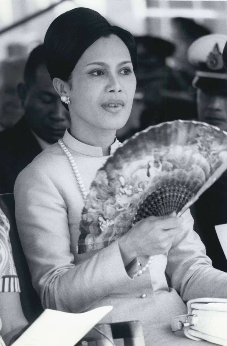 Königin Sirikit wird in Thailand als Wohltäterin verehrt.