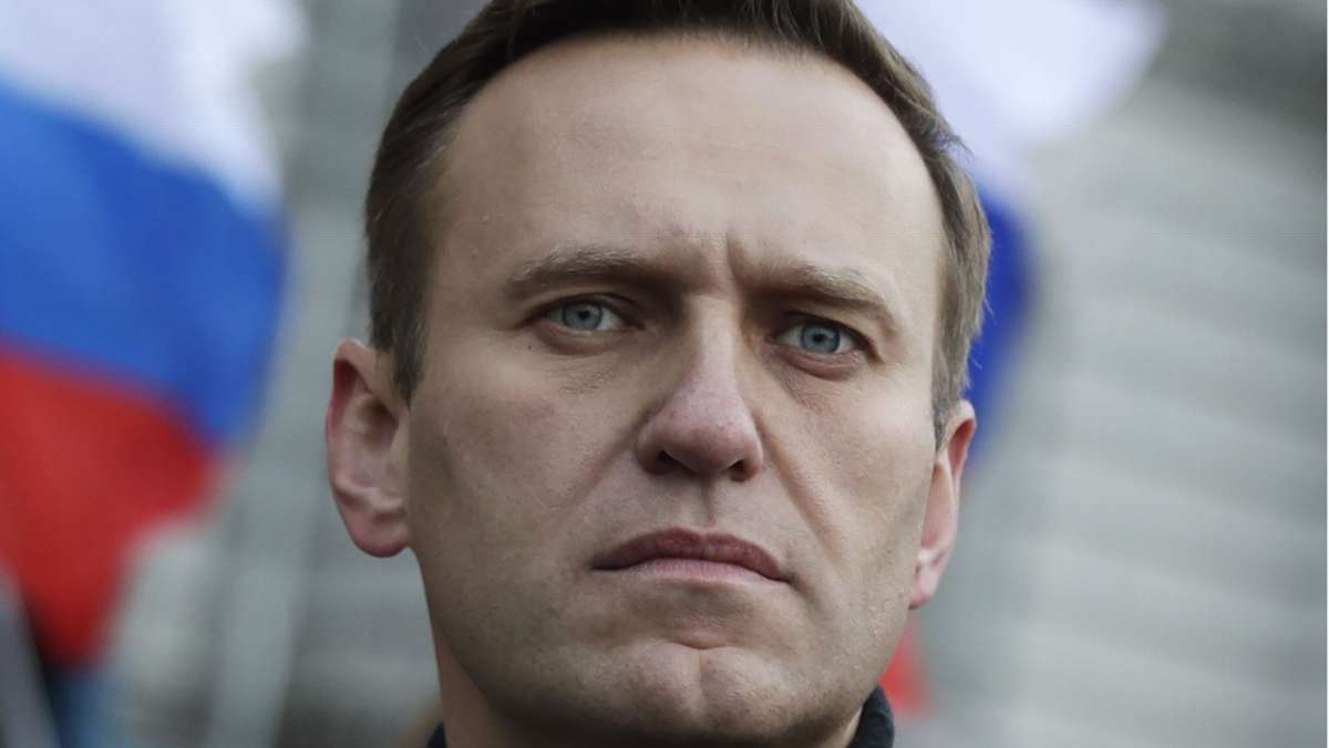 Ein Jahr nach Anschlag: Kremlgegner Nawalny bedankt sich bei seinen Rettern