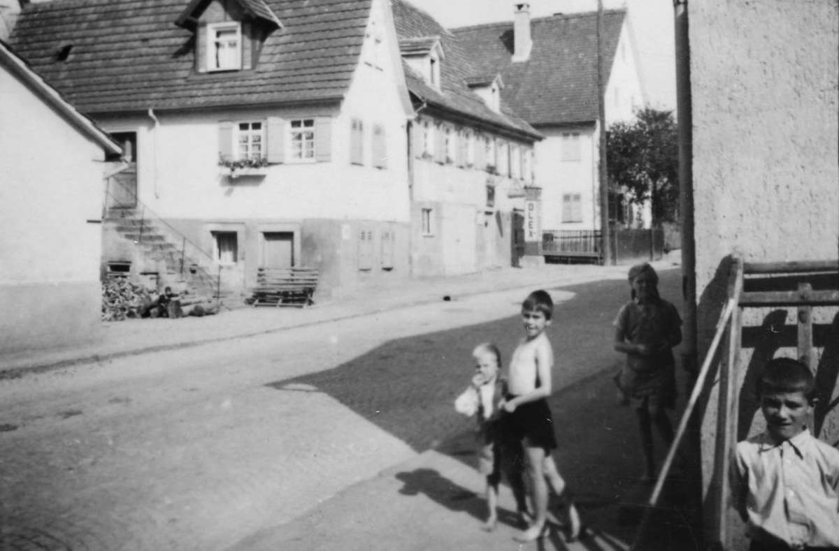 Im Februar 1942 wird die Eingemeindung von Plieningen (hier ein Foto aus der Ortsmitte) und anderen Fildergemeinden nach Stuttgart besprochen.