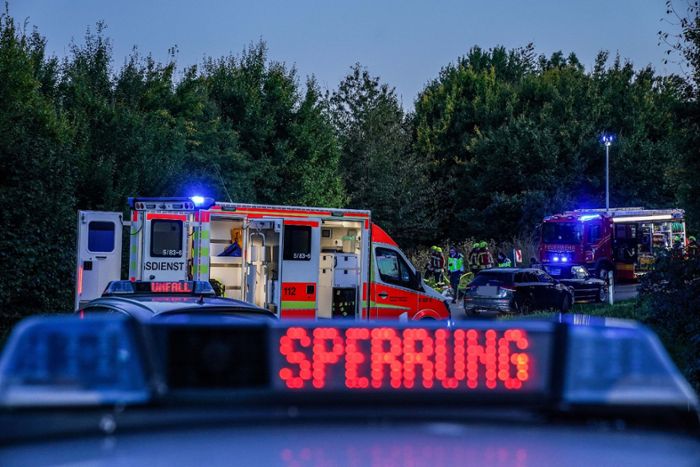 Unfall in Wernau: 19-Jähriger bei Überholmanöver lebensgefährlich verletzt