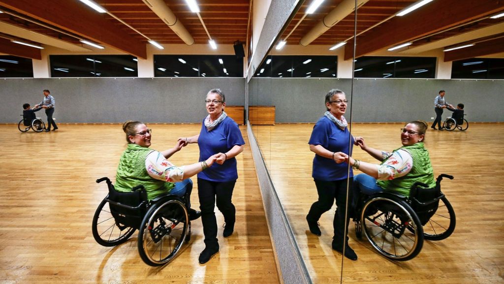 Integrativer Tanzsport in Ludwigsburg: Wiener Walzer für Rollstuhlfahrer