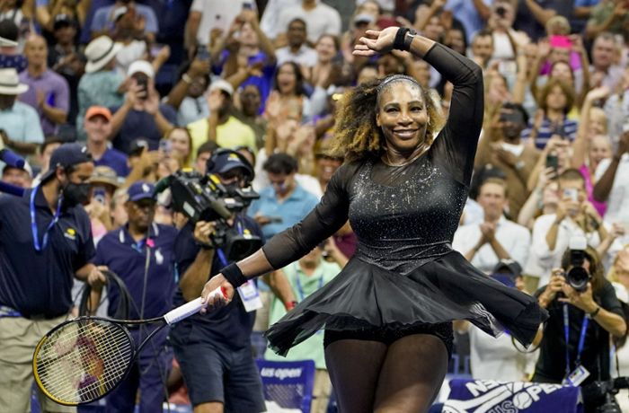 Serena Williams gewinnt Erstrundenspiel beim Abschiedsturnier
