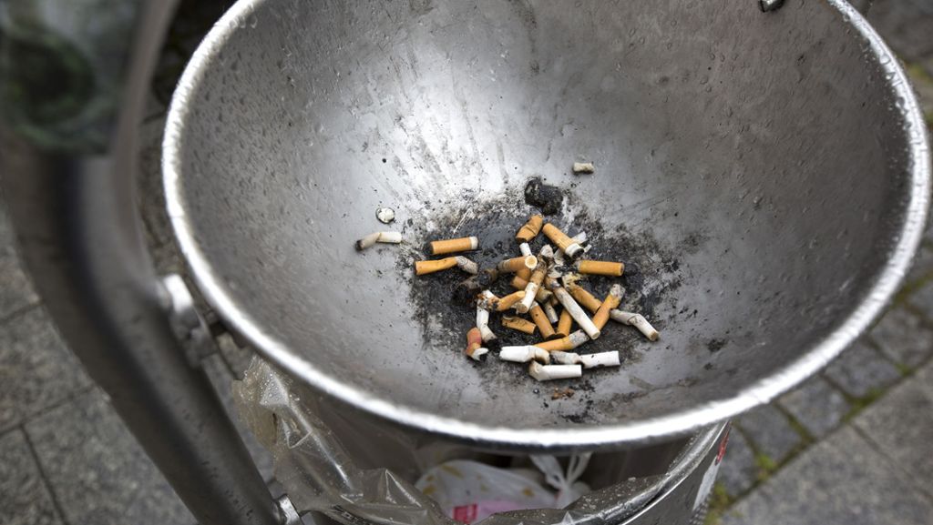 Bußgelderhöhung für Zigarettenstummel: Stuttgart will Zahl der öffentlichen Aschenbecher erhöhen
