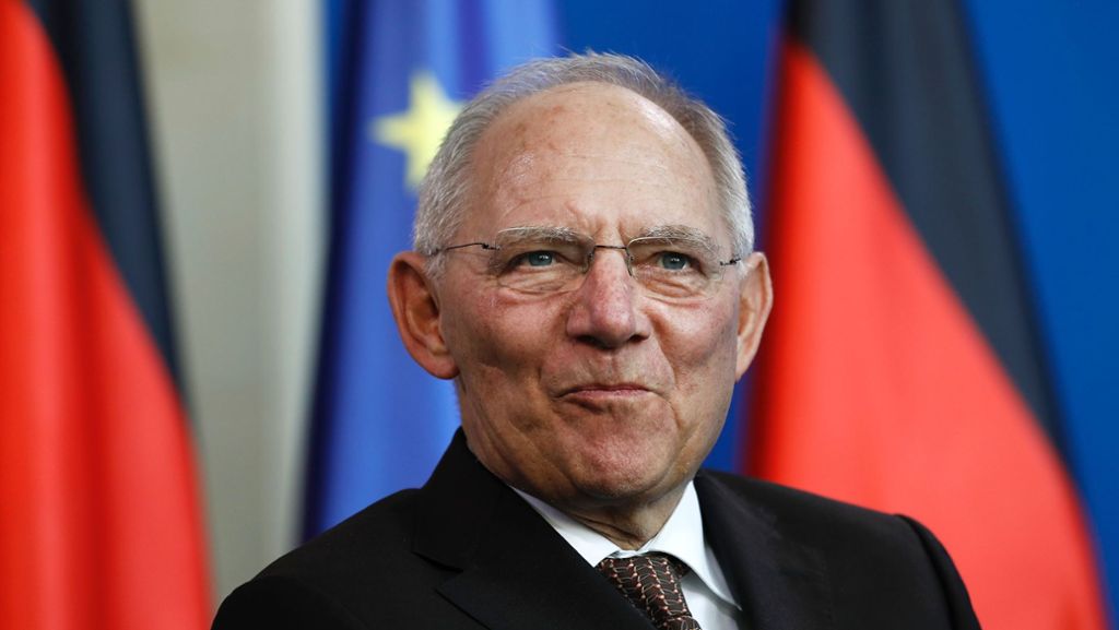 Scharfe Kritik: Schäuble vergleicht Schulz mit Trump