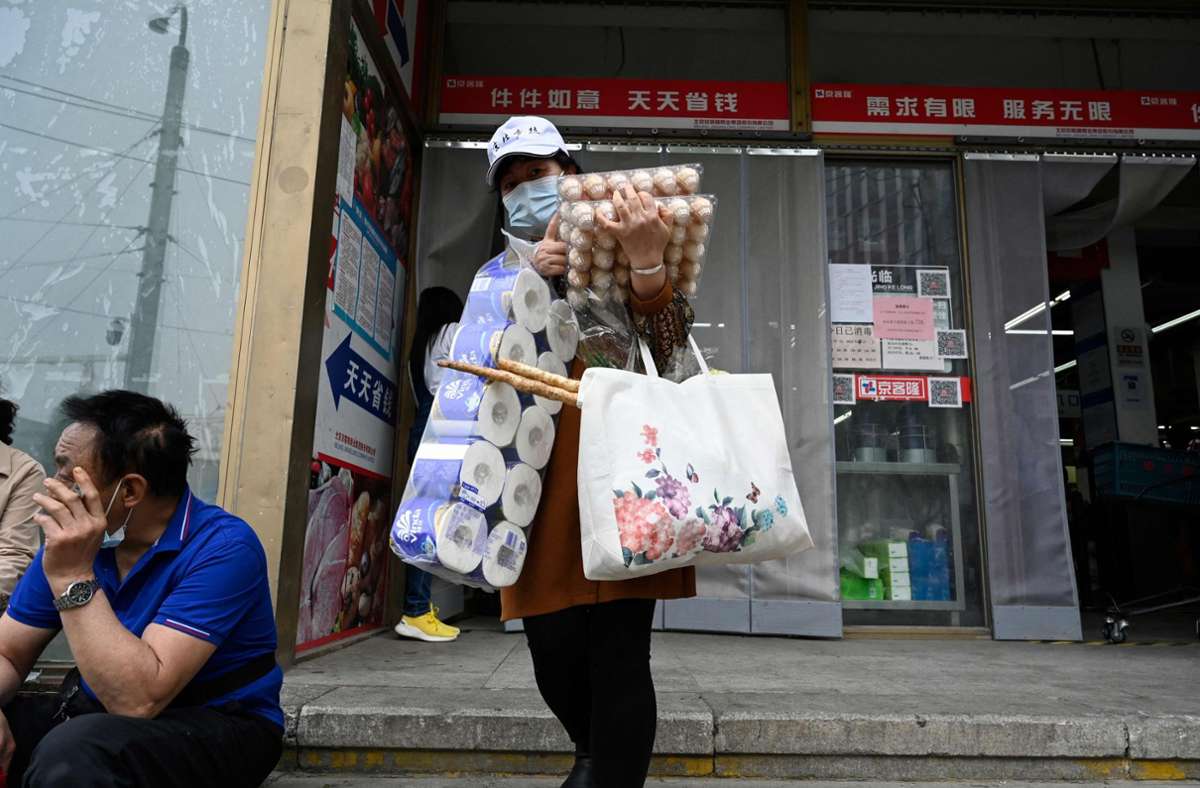 Ob ein Lockdown über ganz Peking oder Teile verhängt werde, hänge von der Ausbreitung des Virus ab, sagte ein Experte.