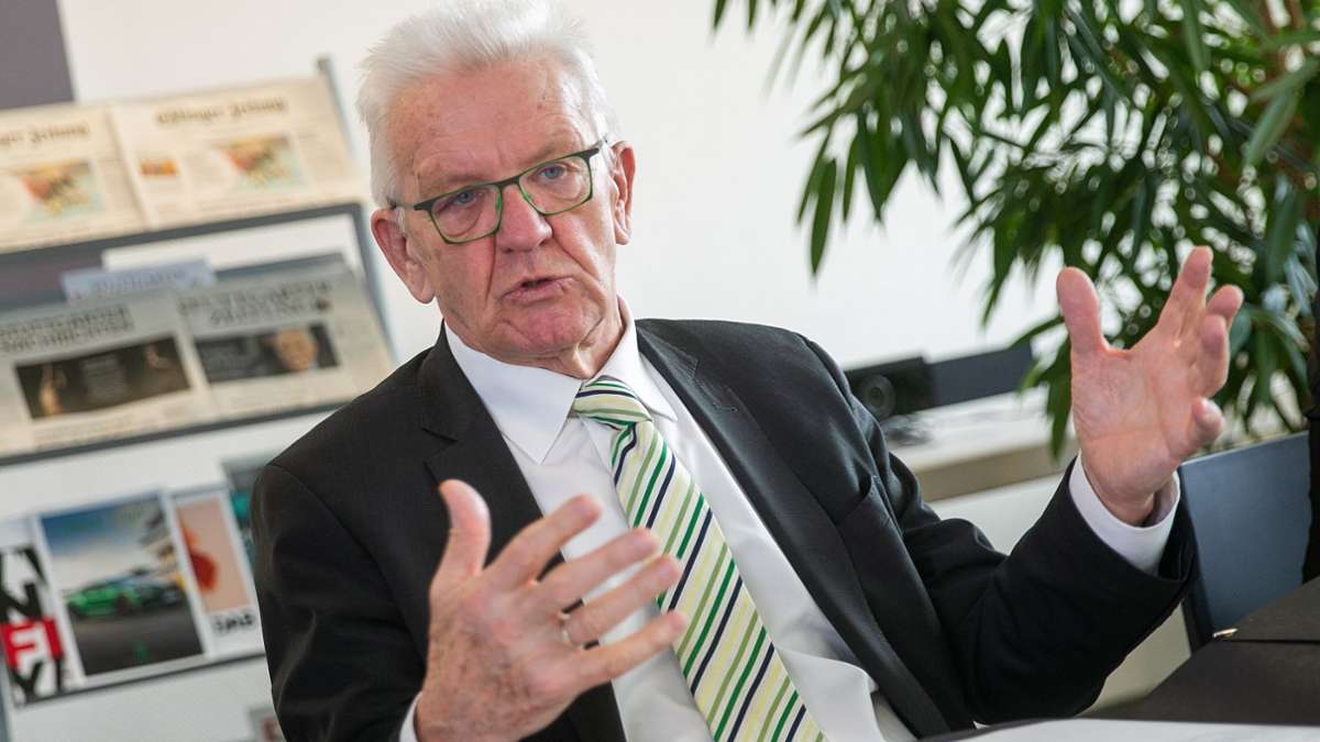 Winfried Kretschmann in Esslingen: Windkraft: Ministerpräsident nimmt Landkreis in die Pflicht