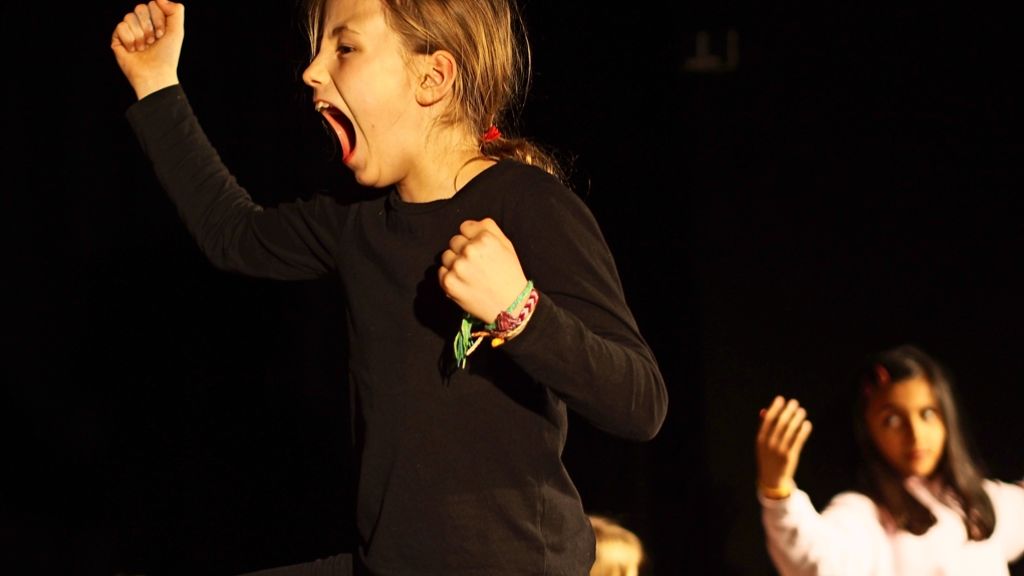 KKT in Bad Cannstatt: Mädchen machen Theater