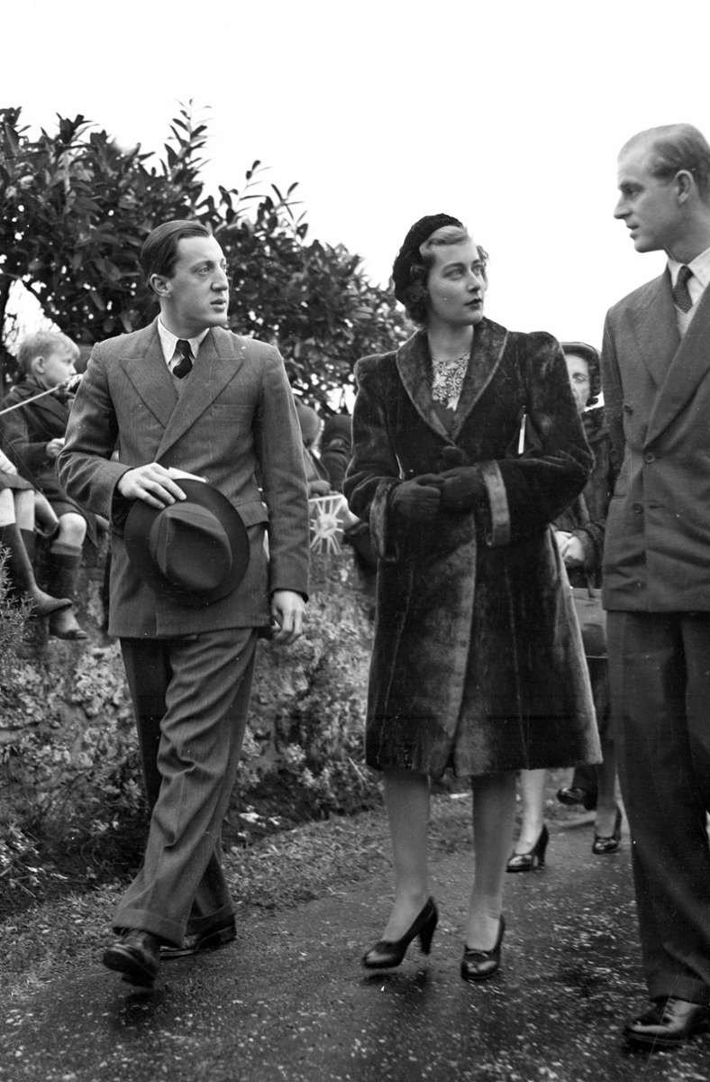 Pamela Hicks ist eine geborene Mountbatten und eine Cousine von Prinz Philip (rechts).