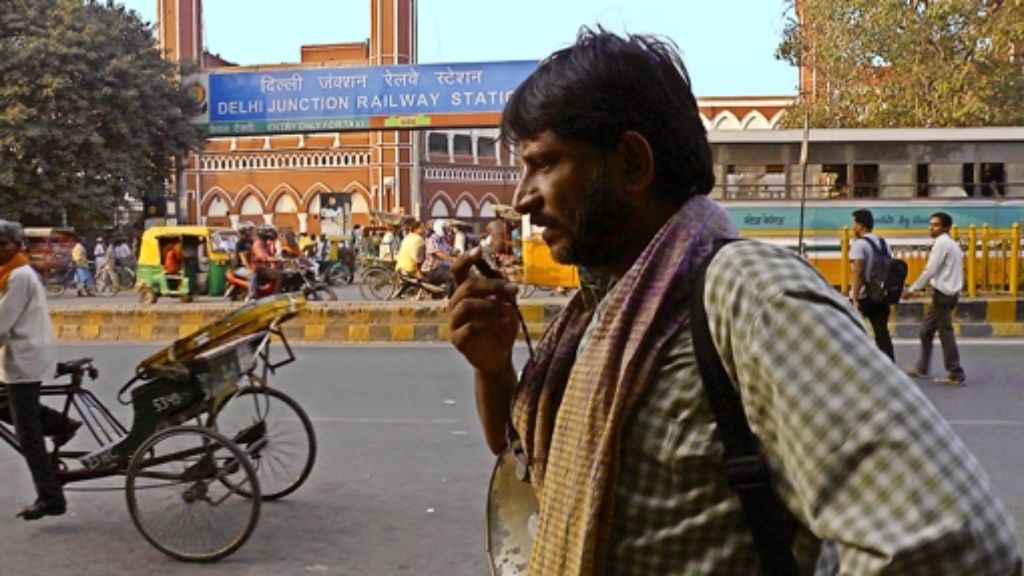 Im Eröffnungsfilm „Siddharth“ sucht ein Vater (Rajesh Tailang) seinen bei der Fabrikarbeit verschwundenen Sohn. Foto: Festival