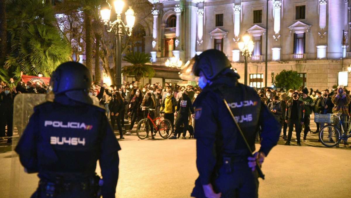 Monarchie-Beleidigung: Proteste in Spanien nach Rapper-Festnahme