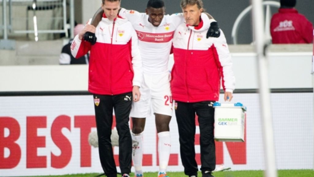 Für Antonio Rüdiger vom VfB Stuttgart ist die Vorrunde beendet. Der 21-jährige Verteidiger zog sich bei der Niederlage gegen Schalke eine Meniskusverletzung am rechten Knie zu, die operativ behandelt werden muss. 