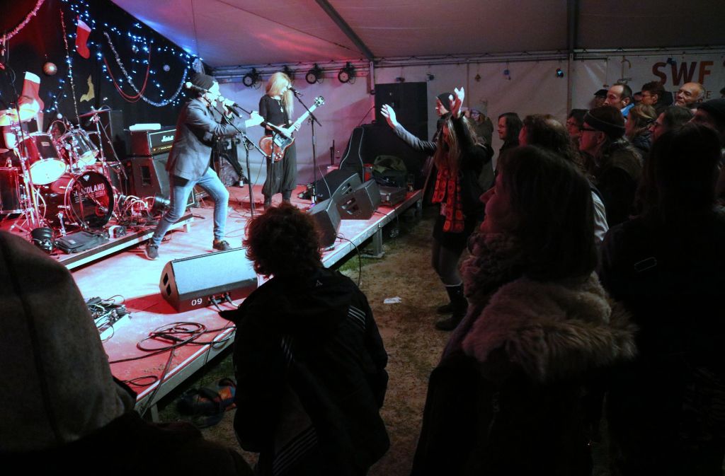 Ghost Spark Atom begeistern das Publikum beim Vorweihnachtsrock. Foto: Eva Herschmann