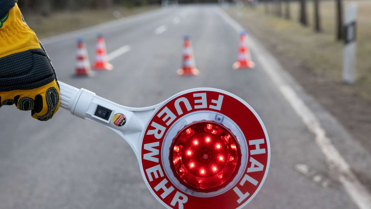 Verkehrsunfall in Weilheim/Teck: 21-jährige Motorradfahrerin schwer verletzt