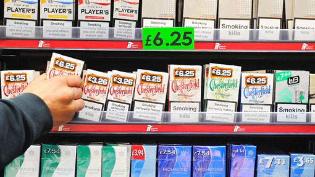 Zigaretten in Irland: Keine Markenlogos auf der Schachtel